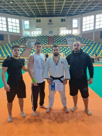 În perioada 5-7 Aprilie, s-a desfășurat la Arad Campionatul Național de Seniori Judo, un eveniment de amploare ce a adunat elitele sportului