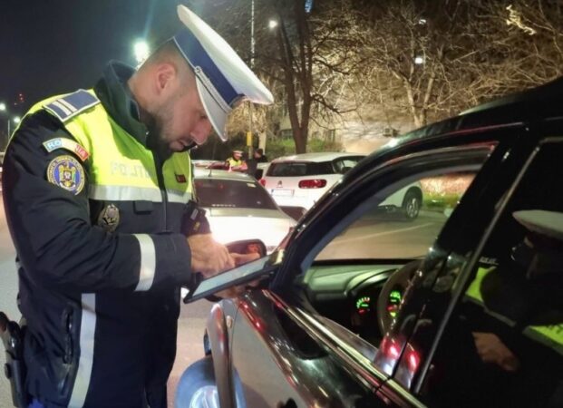 La data de 18 aprilie a.c., în jurul orei 03:50, polițiștii din cadrul Poliției Orașului Titu au oprit pentru control, pe drumul județean 711 D