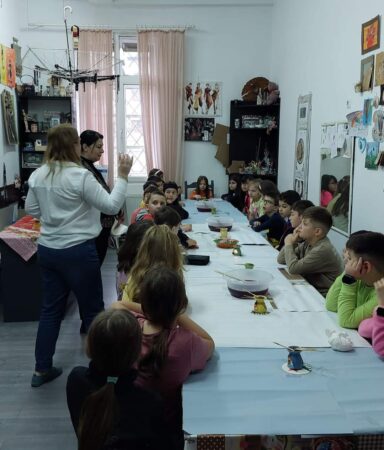 Ieri, la sediul Centrului Județean de Cultură au debutat activitățile care fac parte din cadrul Programului Național Școala Altfel