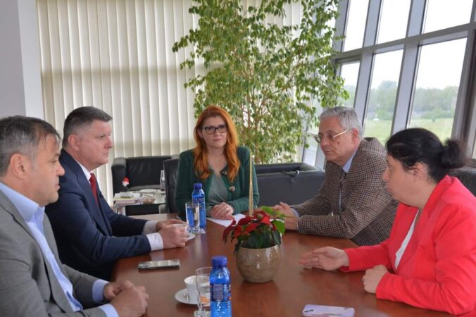 Agenția pentru Dezvoltare Regională (ADR) Sud-Muntenia a primit luni, 22 aprilie 2024, vizita delegaţiei Universităţii Valahia din municipiul Târgovişte