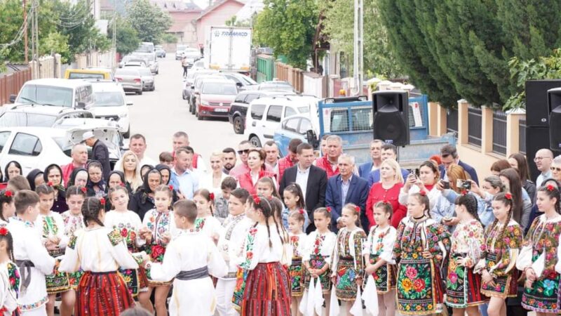 A fost Duminica Mironosiţelor în calendarul creştinortodox,  ziua în care cele trei Marii au mers la mormântul lui Iisus pentru a-i unge trupul cu mir.