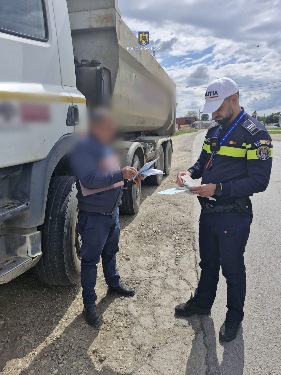 În perioada 13-19 mai a.c., sub coordonarea Direcţiei Rutiere din cadrul Inspectoratului General al Poliţiei Române, poliţiştii din Dâmbovița