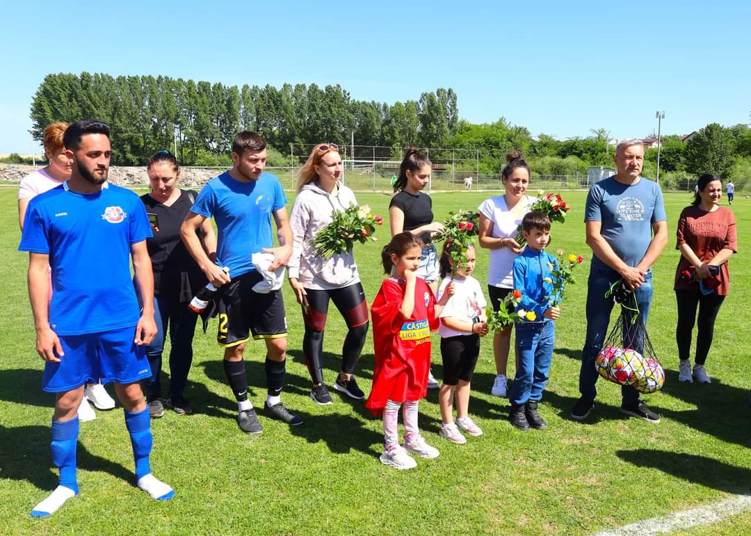 A fost mare sărbătoare la Crețu, comuna Ciocănești premierea celor buni Juniori U19 din Liga 5, Seria Sud! Copiii