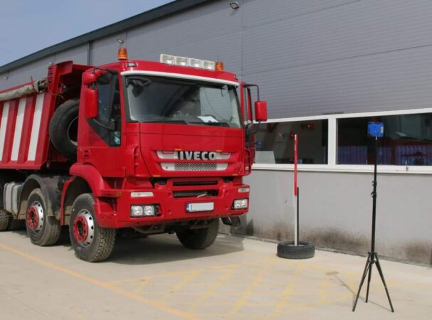 RAR se raportează la aceste dispozitive nu doar din perspectiva autorității în domeniu, ci încercă să explice  rolul lor în creșterea siguranței în trafic.