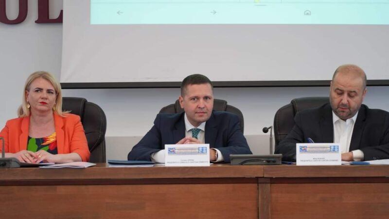 Creștere semnificativă a prezenței femeilor în funcțiile publice În conformitate cu Raportul privind managementul funcțiilor publice și al funcționarilor publici pentru anul 2023, elaborat de ANFP