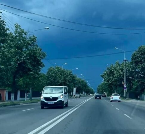 Județul Dâmbovița se pregătește să facă față unei schimbări bruște a vremii, după ce valul de căldură din ultimele zile va fi înlocuit