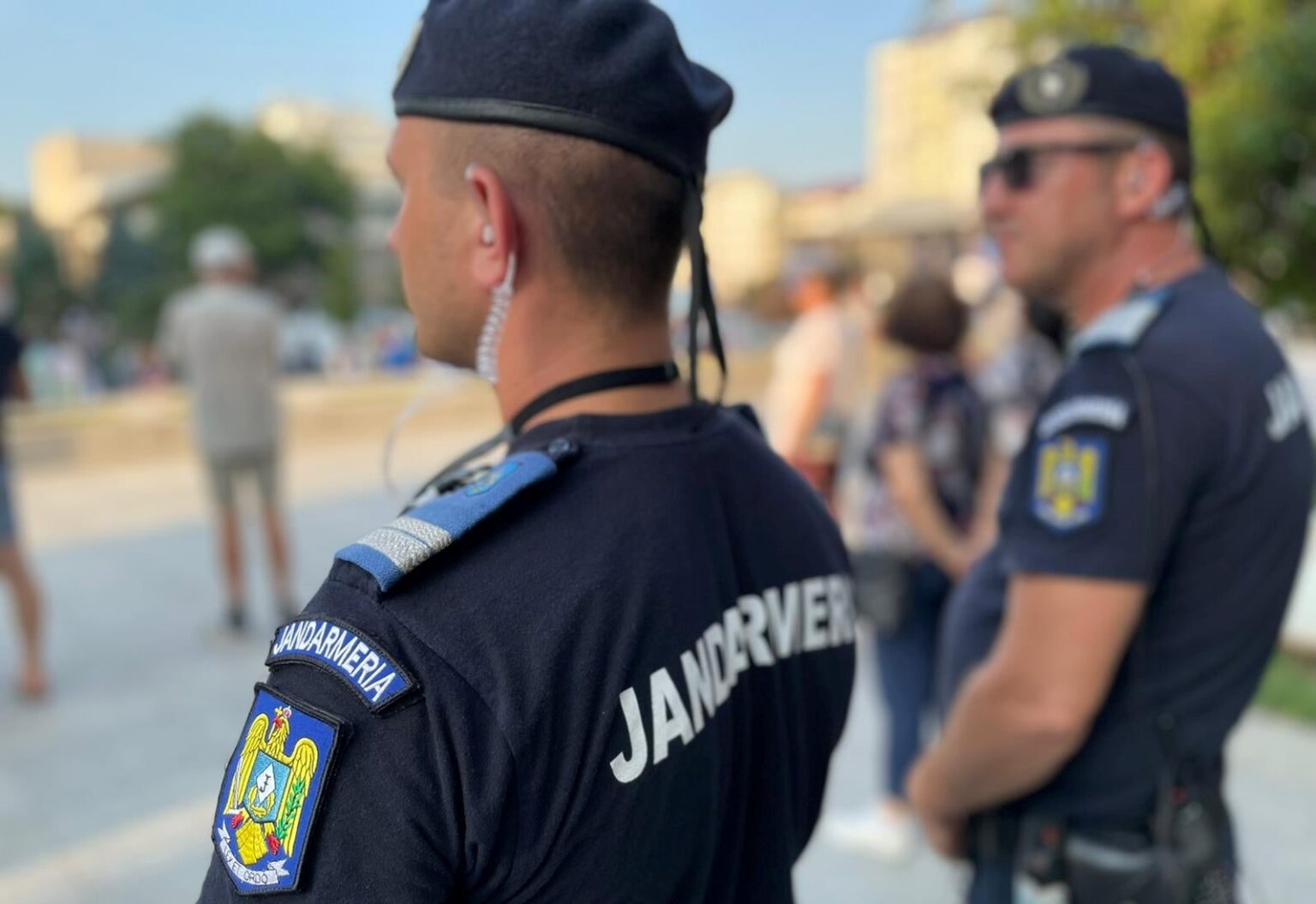 MĂSURI DE SIGURANȚĂ PENTRU EXAMENELE DE EVALUARE NAȚIONALĂ ȘI BACALAUREAT La nivelul județului Dâmbovița, polițiștii din cadrul Inspectoratului de Poliție Județean Dâmbovița aflați în dispozitivul curent,