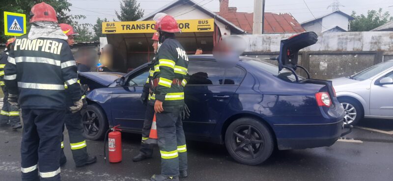 Poliția din Fieni a fost alertată cu privire la un accident rutier care a avut loc pe drumul național 71 în data de 12 iunie. Conform