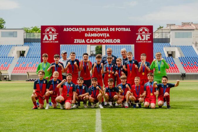 FRF introduce reguli noi pentru echitatea în competițiile de juniori FRF a propus o nouă regulă în competițiile de juniori care va intra în vigoare începând cu sezonul 2024-2025.