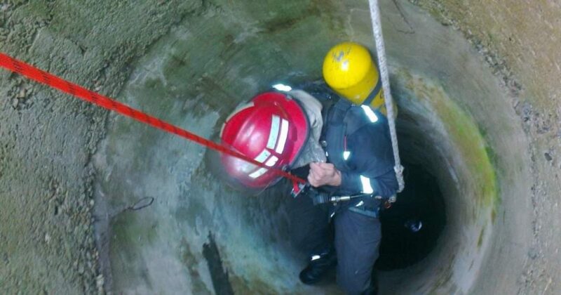 Intervenție contracronometru: Un minor a căzut într-un puț în comuna Doicești Alertă de gradul zero, echipajele de salvare au avut o Intervenție contracronometru, ieri după-amiază . În jurul orei 14:44