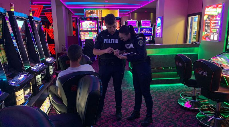 Polițiștii din cadrul Inspectoratului de Poliţie Judeţean Dâmboviţa au desfășurat o serie de activități complexe în primele șase luni ale acestui an