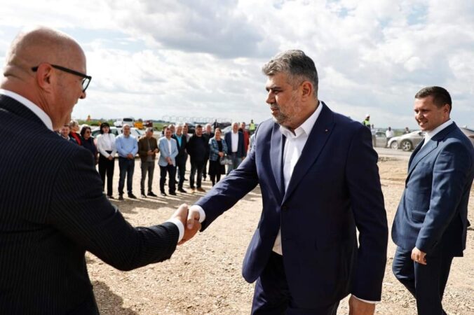 Premierul Marcel Ciolacu a declarat că Guvernul actual nu reprezintă vreun partid politic, ci este dedicat intereselor României.