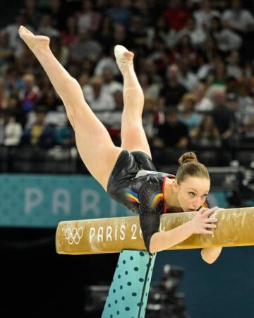 Echipa feminină de gimnastică a României s-a calificat în finală la Jocurile Olimpice de la Paris Echipa feminină de gimnastică a României s-a calificat în finală, după 12 ani de la ultima sa participare la Jocurile Olimpice!