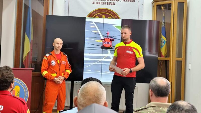 Salvatorii în roșu și prietenii dumneavoastră pe cărările montane Astăzi, 1 august este Ziua Salvamont România, ziua salvatorilor în roșu .Luna August este declarată și Luna responsabilității