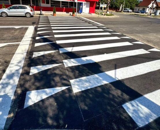 La Târgoviște se investește în siguranța pietonilor: Treceri de pietoni supraînălțate în apropierea școlilor În municipiul Târgoviște, autoritățile locale au anunțat planuri ambițioase pentru creșterea siguranței pietonilor. Astfel, au încep