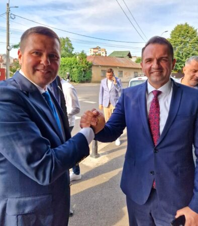 Și Liceul Teoretic “Ion Heliade Rădulescu” va face obiectul unor investiții importante, cele mai mari din istoria sa, dacă ne raportăm la valoarea lucrărilor.