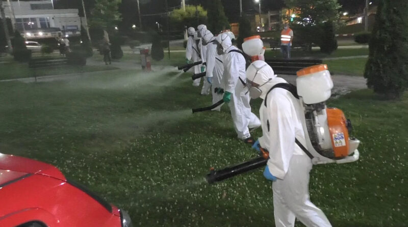 Virusul West Nile poate cauza o boală neurologică fatală la oameni, în special  pentru persoanele cu sistem imunitar compromis sau alte afecțiuni. 