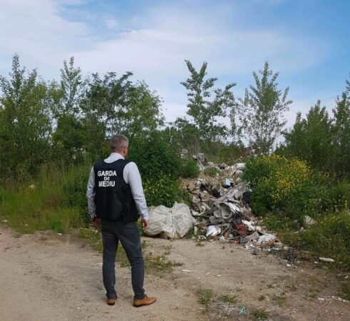 În luna iunie, Garda de Mediu Dâmbovița a desfășurat 69 de inspecții privind respectarea legislației de mediu Comisariatul Județean Dâmbovița al Gărzii Naționale de Mediu a înregistrat o activitate intensă în luna iunie 2024, desfășurând un total de 69 de inspecții