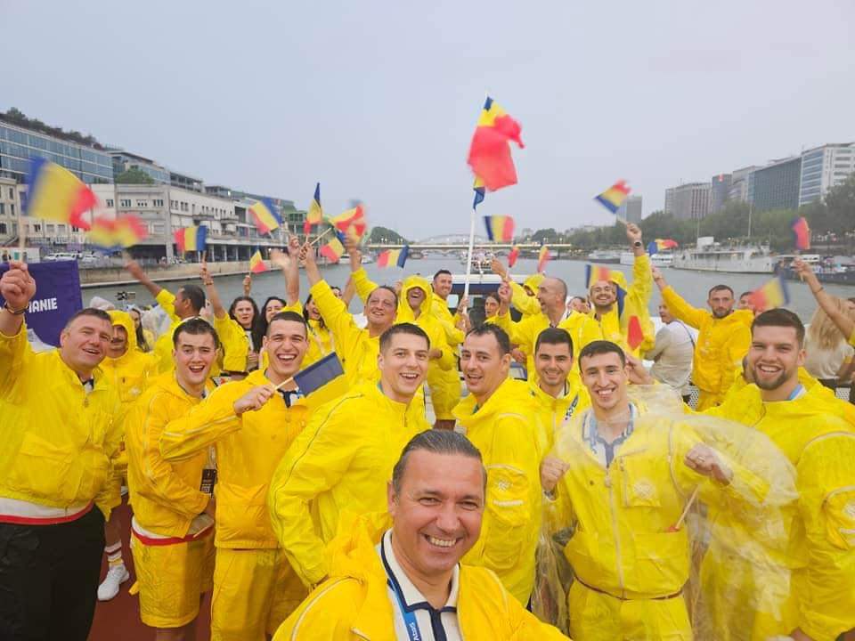 Cu o echipă formată din 106 sportivi, antrenori, staff tehnic și oficiali, România este în acțiune la Jocurile Olimpice de la Paris în 2024.