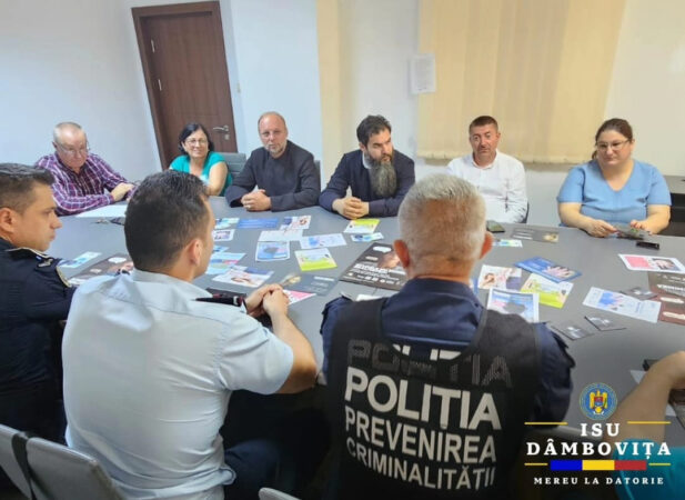 Polițiștii, pompierii și inspectorii DGA au desfășurat o acțiune de informare preventivă în rândul angajaților Primăriei Odobești Pompierii, polițiștii și reprezentanții Serviciului Județean Anticorupție Dâmbovița au desfășurat o acțiune de informare preventivă în comuna Odobești.