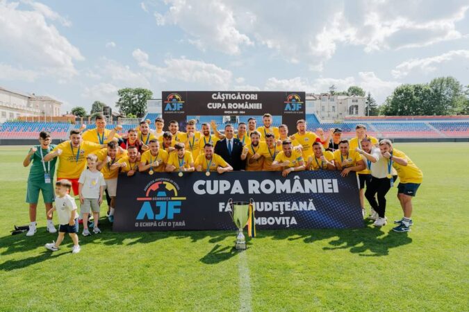 Urban Titu a aflat programul fazei regionale a Cupei României Urban Titu a aflat programul fazei regionale a Cupei României, ediția 2024-2025, prin tragere la sorți. Ca câștigătoare a fazei județene
