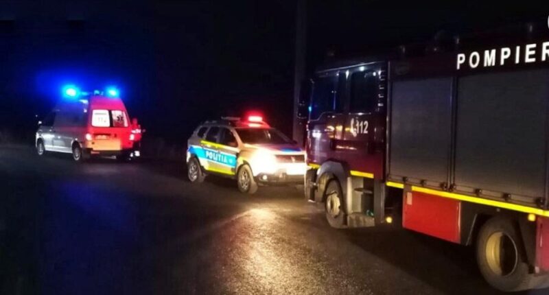 Clipe de groază pentru două șoferițe Polițiștii din cadrul Poliției Orașului Găești au fost sesizați cu privire la producerea unui accident rutier, pe drumul național 61, pe raza comunei Corbii Mari.