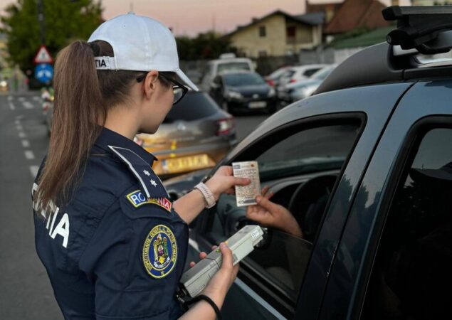 Un tânăr mort de beat și fără permis a plecat la plimbare cu un autoturism radiat În urma probatoriului administrat de polițiștii din cadrul Secției nr. 1 Poliție Rurală Târgoviște, sub coordonarea unui procuror de la Parchetul