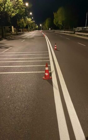 Primăria Târgoviște continuă lucrările de realizare a marcajelor rutiere în oraș, ca parte a unui program extins de îmbunătățire a infrastructurii rutiere.