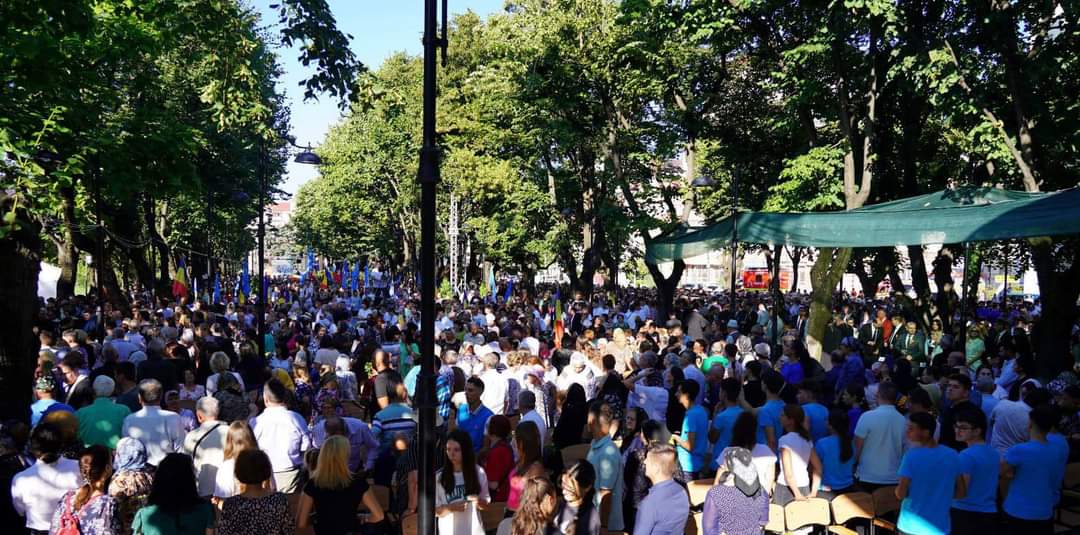 Municipiul Târgoviște a fost capitală a creștinătății de sărbătoarea Sfântului Ierarh Nifon.Mii de dâmbovițeni și oameni veniți din întreaga țară