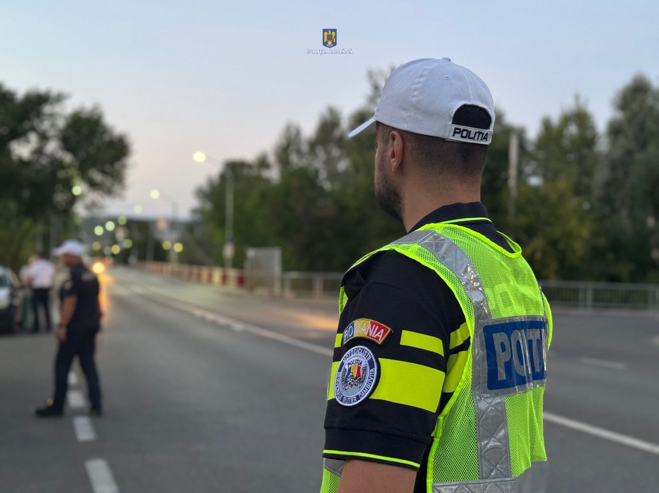 Polițiștii din cadrul Biroului Rutier au oprit pentru control pe Calea Câmpulung, în Târgoviște, un autoturism condus de un bărbat de 28 de ani, din municipiu.