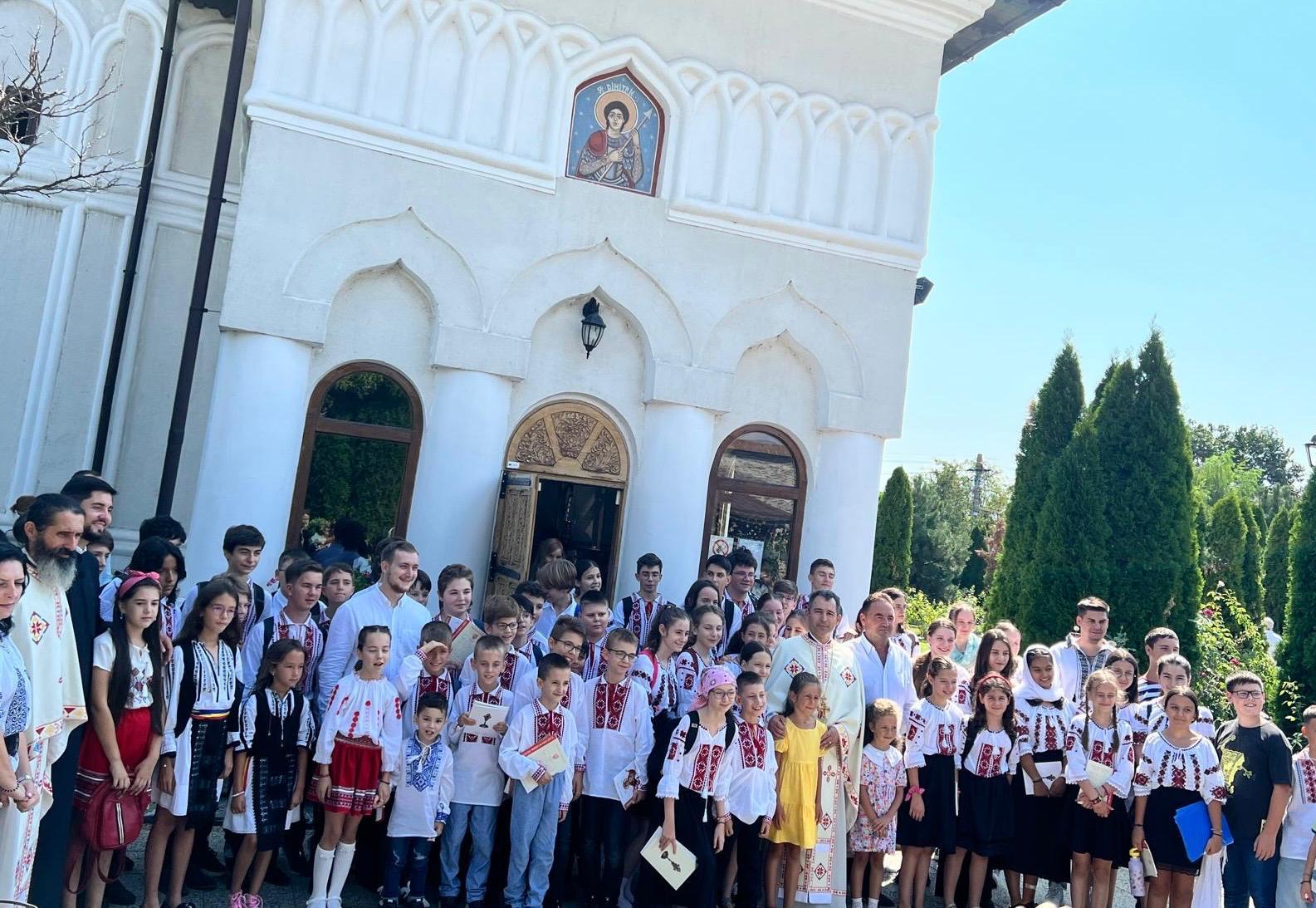 Sfinții Martiri Brâncoveni au fost omagiați prin intermediul unei inedite activități liturgice și cultural-artistice, cu binecuvântarea Înaltpreasfintitului Părinte Arhiepiscop