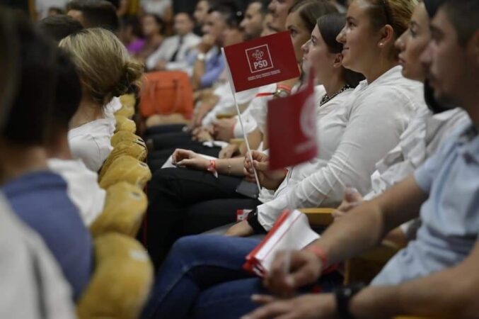 Contribuția tinerilor la construirea viitorului țării este esențială Ieri, cu ocazia Zilei Internaționale a Tineretului, a fost transmis un mesaj important către tinerii din România de către PSD.