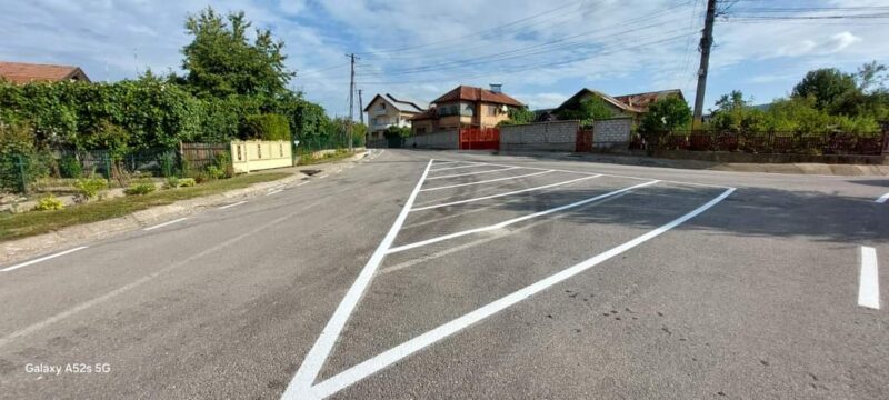 Administrație de succes la Voinești: S-a depășit borna de 70 km de drumuri asfaltate Administrație de succes la Voinești, s-a depășit borna de 70 km de drumuri asfaltate, în urma finalizării proiectului numărul 18, realizat cu finanțare europeană.