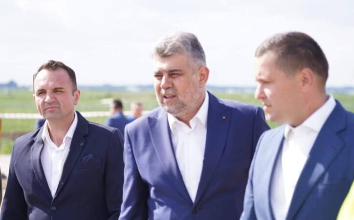 Echipa PSD Dâmbovița a demarat astăzi strângerea de semnături pentru susținerea candidatului Marcel Ciolacu la alegerile prezidențiale.