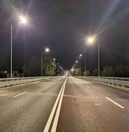 Două noi proiecte de investiții au ajuns în faza de execuție, aducând vestea bună a extinderii rețelelor de iluminat public în două zone cheie ale municipiului Târgoviște.