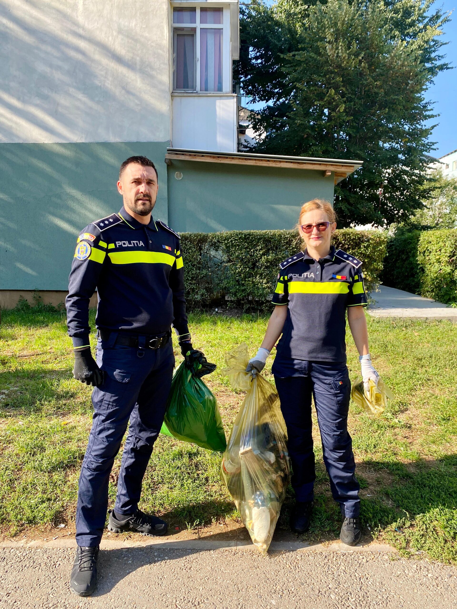 Polițiștii dâmbovițeni au dat curs invitației de a contribui la protejarea mediului înconjurător și au transmis un puternic mesaj către comunitate despre importanța conservării naturii.