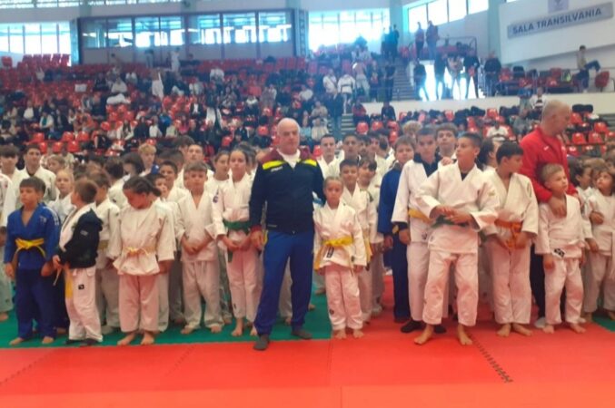 Judocanii Clubului Sportiv Târgoviște au urcat pe podium la „Cupa Temerarul” Judocanii Clubului Sportiv Târgoviște au obținut rezultate remarcabile la cea de-a XXIX-a ediție a turneului internațional "Cupa Temerarul"