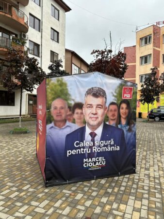 Marcel Ciolacu primește susținere puternică în Dâmbovița pentru candidatura la alegerile prezidențiale Echipa PSD Dâmbovița este în plină campanie de strângere de semnături pentru sprijinul candidaturii lui Marcel Ciolacu la alegerile prezidențiale.