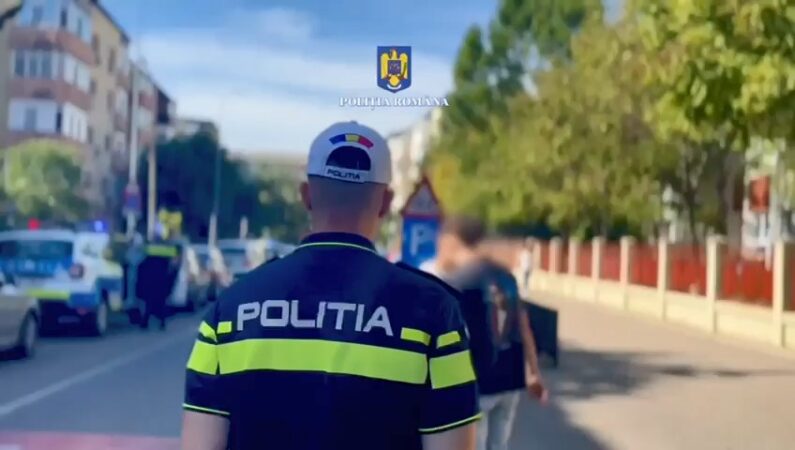 În județul Dâmbovița, polițiștii au desfășurat o serie de acțiuni punctuale și au instituit 16 filtre pentru a asigura respectarea regulilor de circulație.