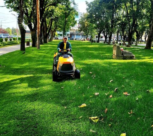 Autoritățile locale din municipiul Târgoviște au demarat un amplu program de activități edilitare, având ca obiectiv îmbunătățirea