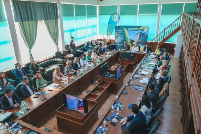 Facultatea de Științe Economice din cadrul Universității “Valahia” din Târgoviște a găzduit o masă rotundă deosebit de importantă pe tema integrării