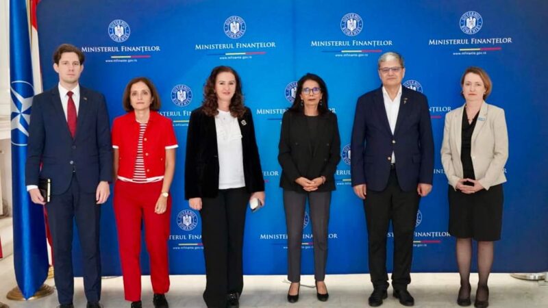 Într-o întâlnire recentă, ministrul Finanțelor alături de ministrul Familiei, Tineretului și Egalității de Șanse, și președintele ANPDCA