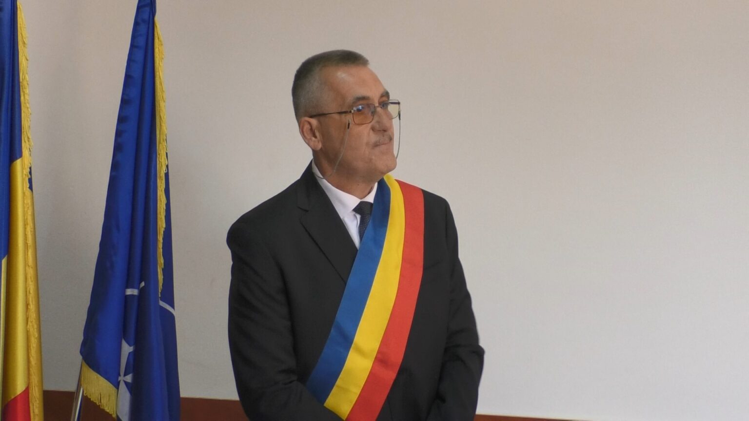 Într-o atmosferă plină de emoție și solemnitate, comuna Șotânga a marcat un moment important: primarul Constantin Stroe și-a depus jurământul p