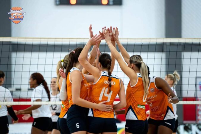 CSM Târgoviște a obținut  o victorie crucială în meciul disputat în Sala "Ioan Valerian", în fața echipei CS U Cluj Napoca.