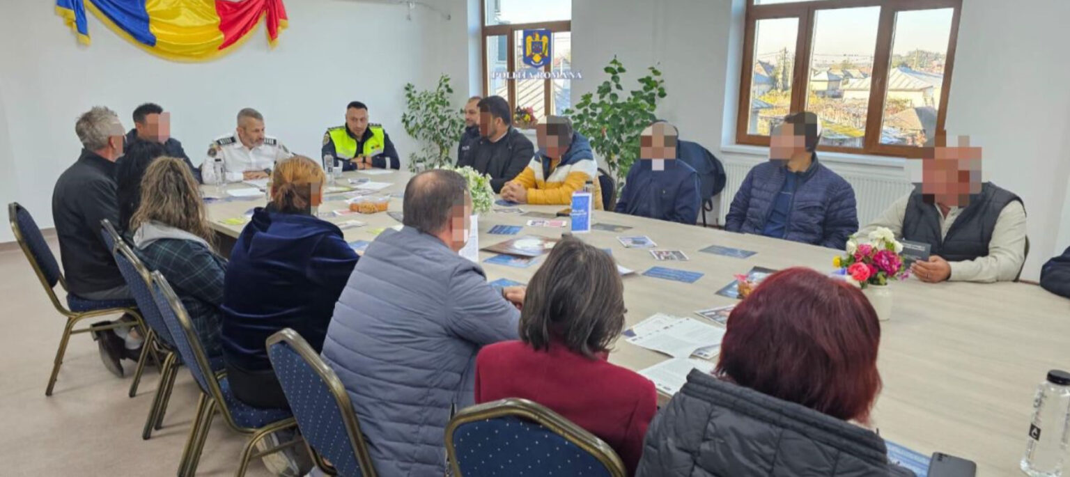 Poliția Dâmbovița și comunitatea: Pași importanți pentru prevenirea violenței și creșterea siguranței În zilele de 29 și 30 octombrie, Inspectoratul de Poliție Județean Dâmbovița a organizat întâlniri interactive cu primăriile din Bucșani