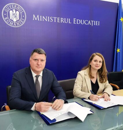  Universitatea „Valahia” din Târgoviște a făcut un pas important în modernizarea sistemului educațional din județul Dâmbovița,