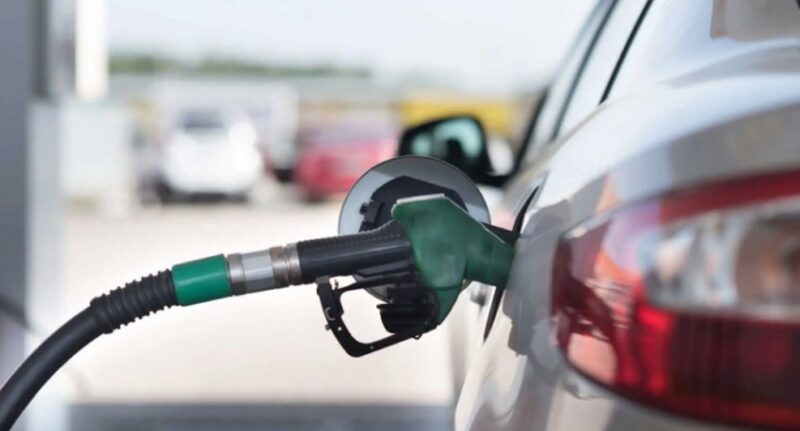 Prețurile carburanților au crescut zilele acestea iar experții avertizează că prețul petrolului ar putea atinge pragul de 200 de dolari pe baril dacă instalațiile