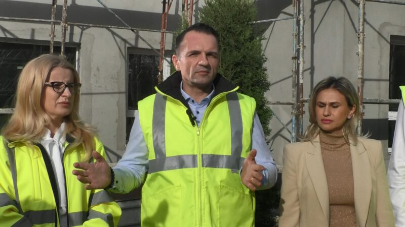 Grădinița cu program prelungit nr. 2 din Târgoviște se transformă într-o oază de sustenabilitate Renovarea energetică în valoare de 6.811.615,30 lei, finanțată prin PNRR, este în plină desfășurare. Termoizolare, tâmplărie nouă, sisteme