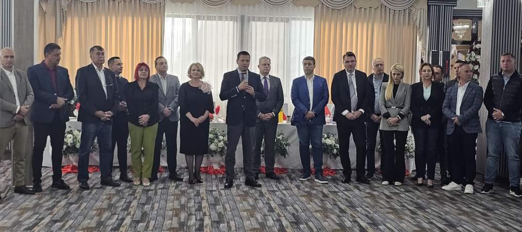 Echipa PSD Dâmbovița a marcat într-un mod special Ziua Persoanelor Vârstnice, prin organizarea unei serii de întâlniri cu seniorii din organizațiile zonelor Băleni