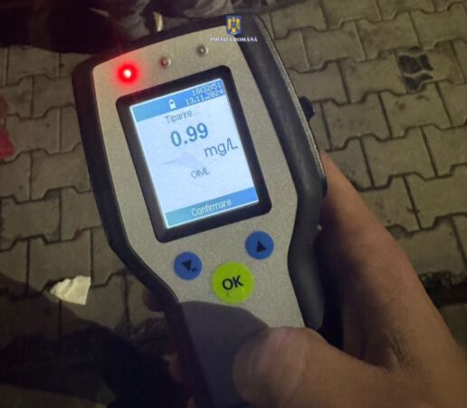 Unii ar spune că a avut ghinion, alții că a ignorat responsabilitatea. Noi spunem doar că această șoferiță aflată sub influența alcoolului, a fost oprită la timp de polițiști și scosă din trafic.